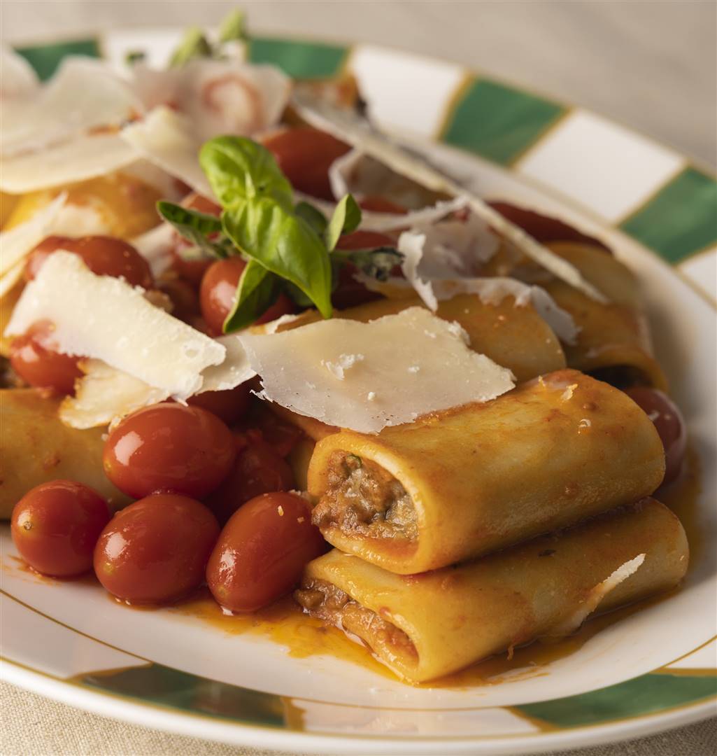 Paccheri ripieni di carne, melanzane e Grana Padano DOP Riserva