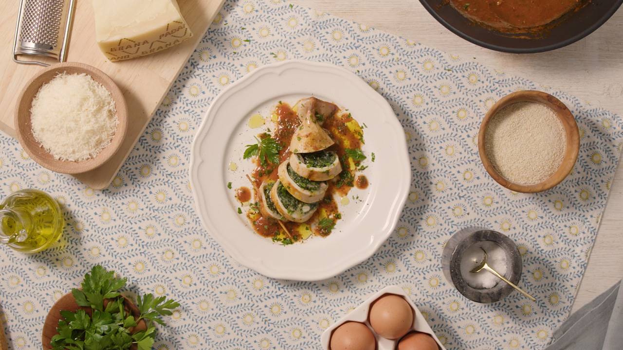 Totani ripieni con spinacino e Grana Padano, spadellati con passata di pomodoro