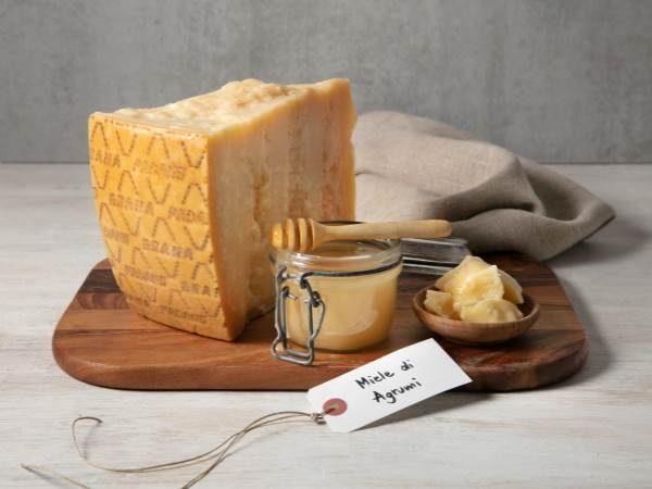 Grana Padano aged for from 9 to 16 months