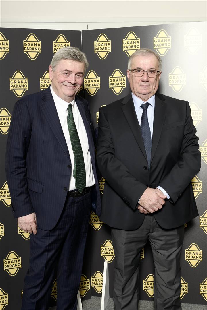 da destra: Renato Zaghini, presidente del Consorzio Grana Padano &lt;br&gt; e Stefano Berni, direttore generale