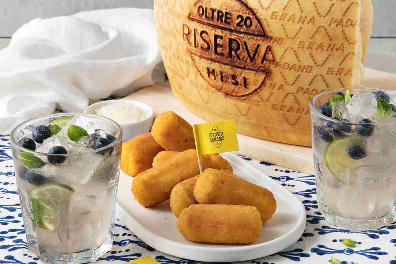 Blueberry Mojito und Kroketten mit Grana Padano Riserva