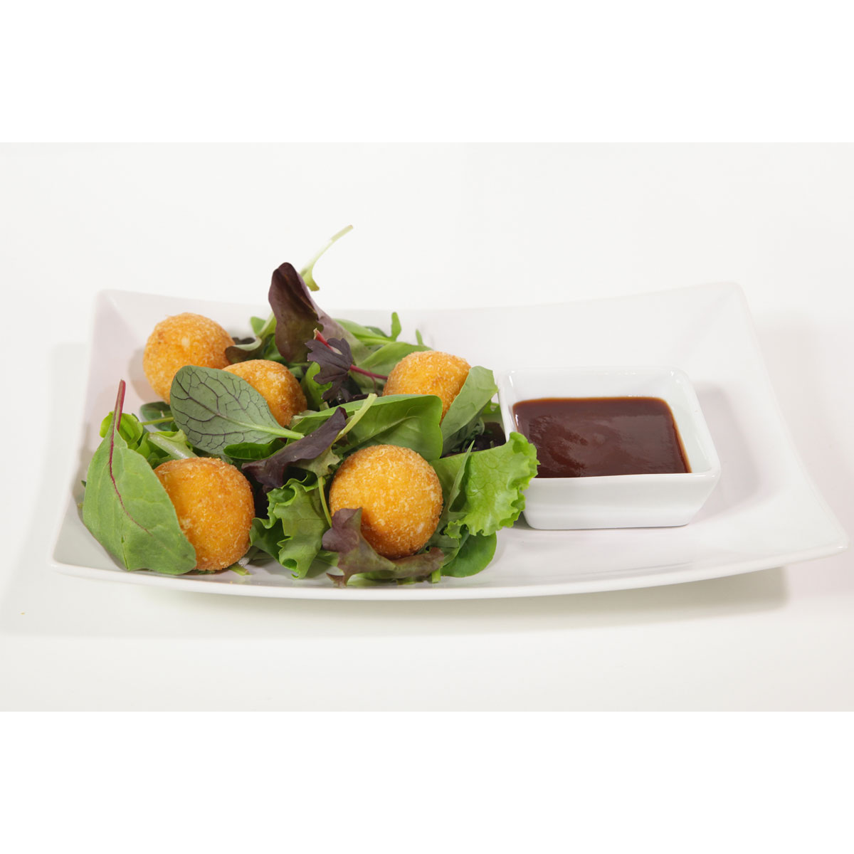 Bon bon di melone al Grana Padano DOP e salsa BBQ