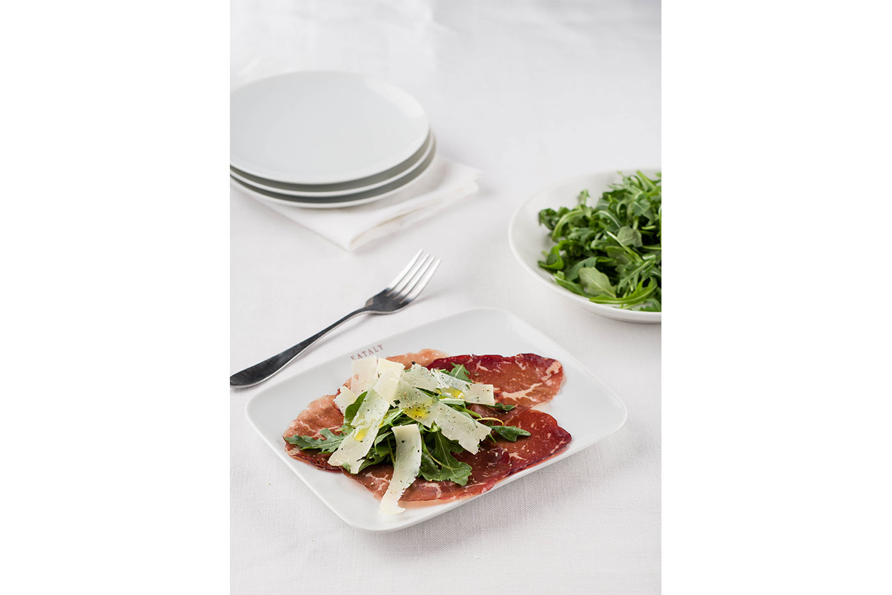 Bresaola and arugula salad