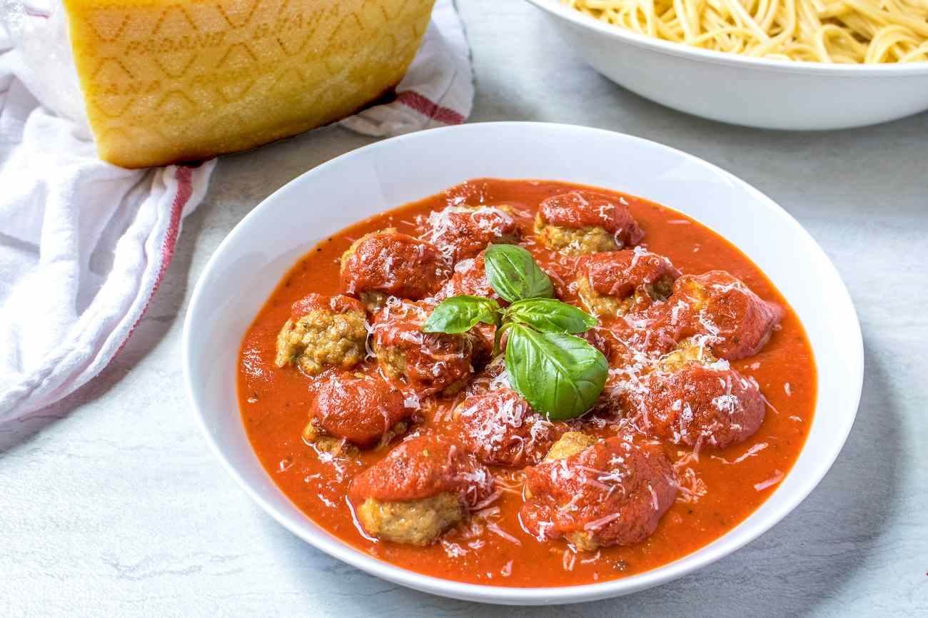 Baked Italian style chicken meatballs