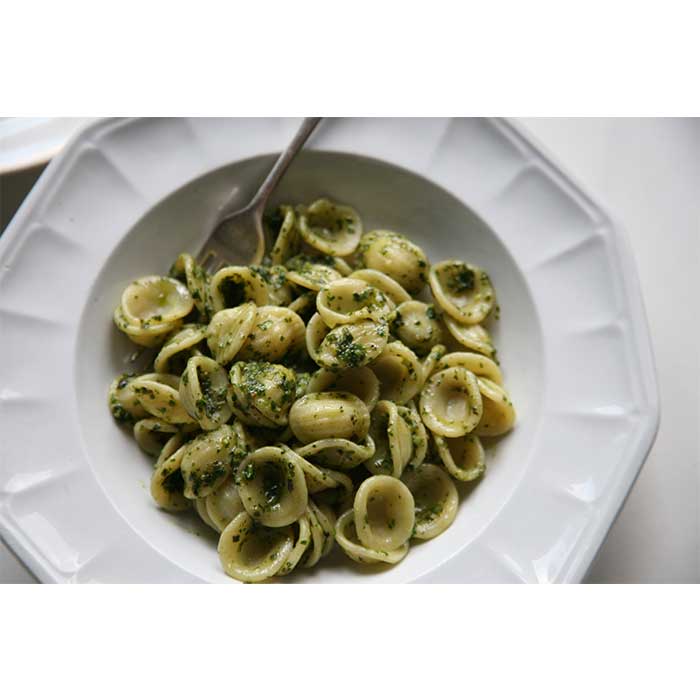 Classic pesto
