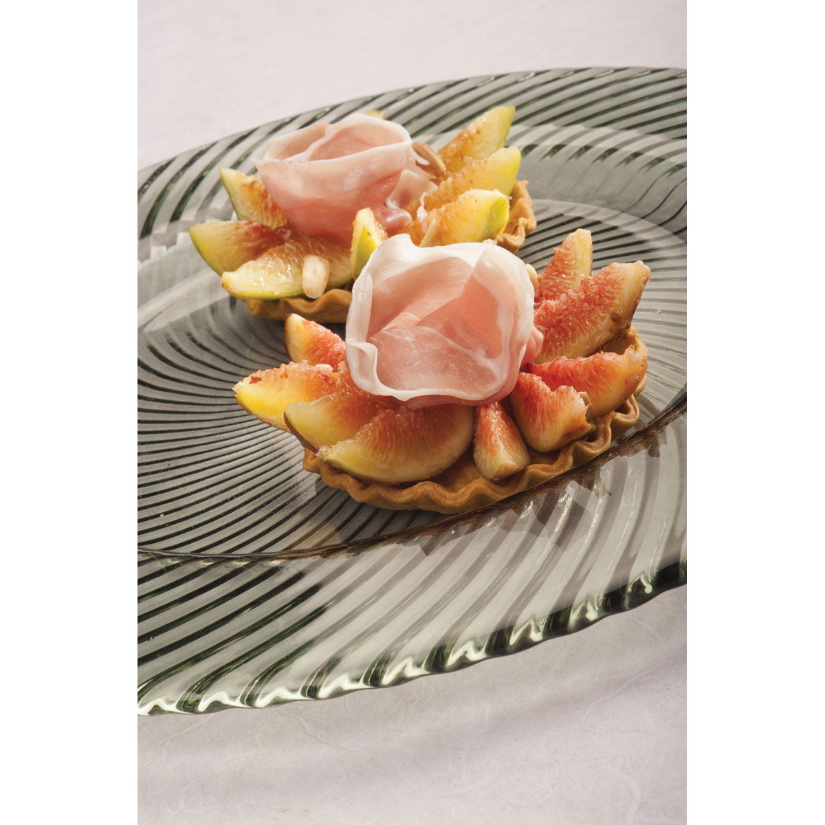 Crostatina al Grana Padano, fichi e prosciutto crudo di San Daniele DOP