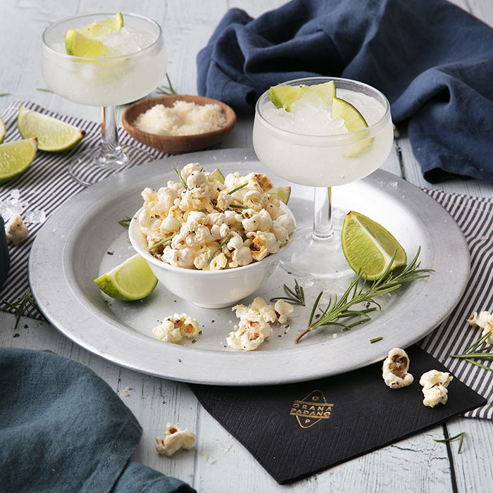 Frozen Margarita agli agrumi e Pop corn al Grana Padano