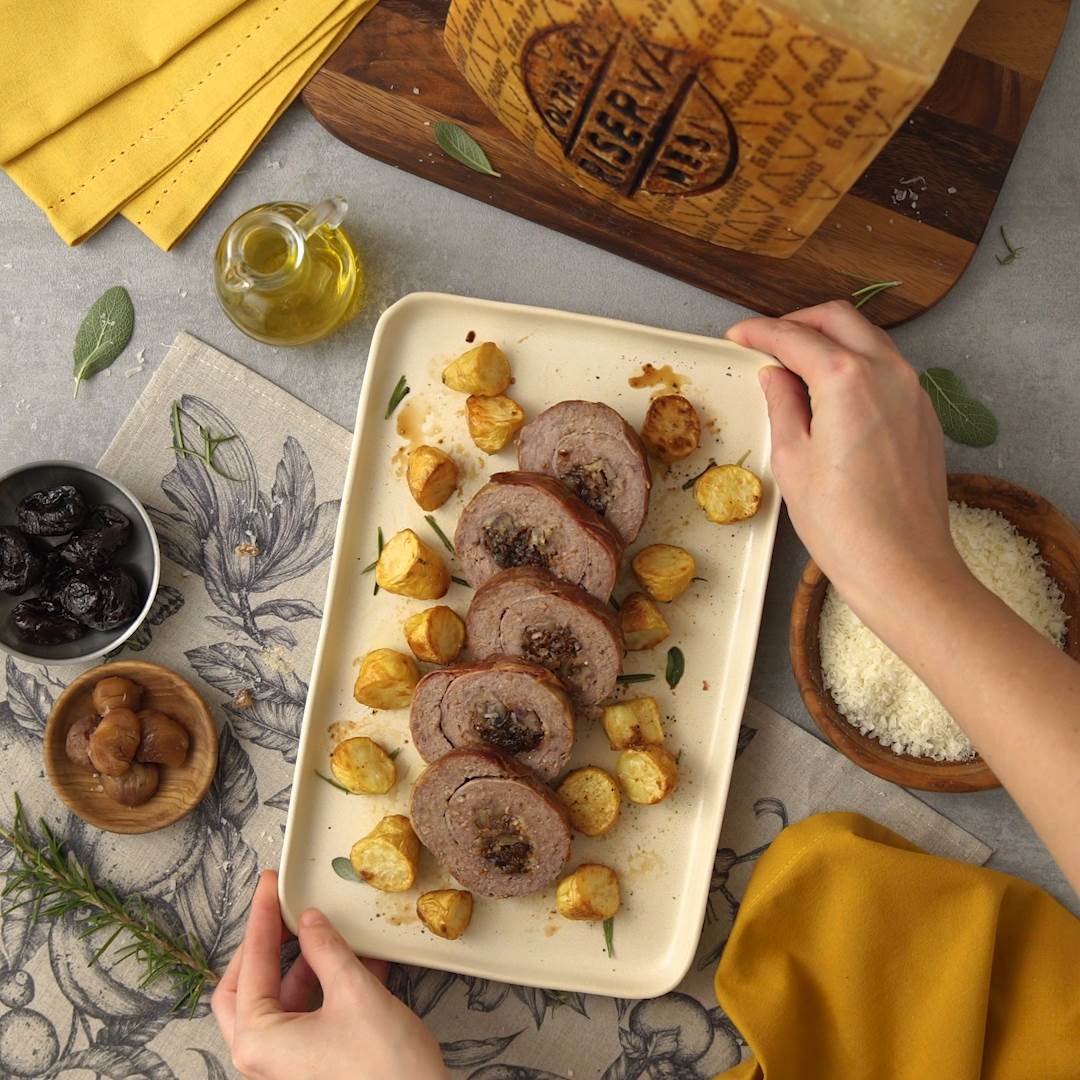Rollo de carne picada con castañas, ciruelas y Grana Padano Riserva