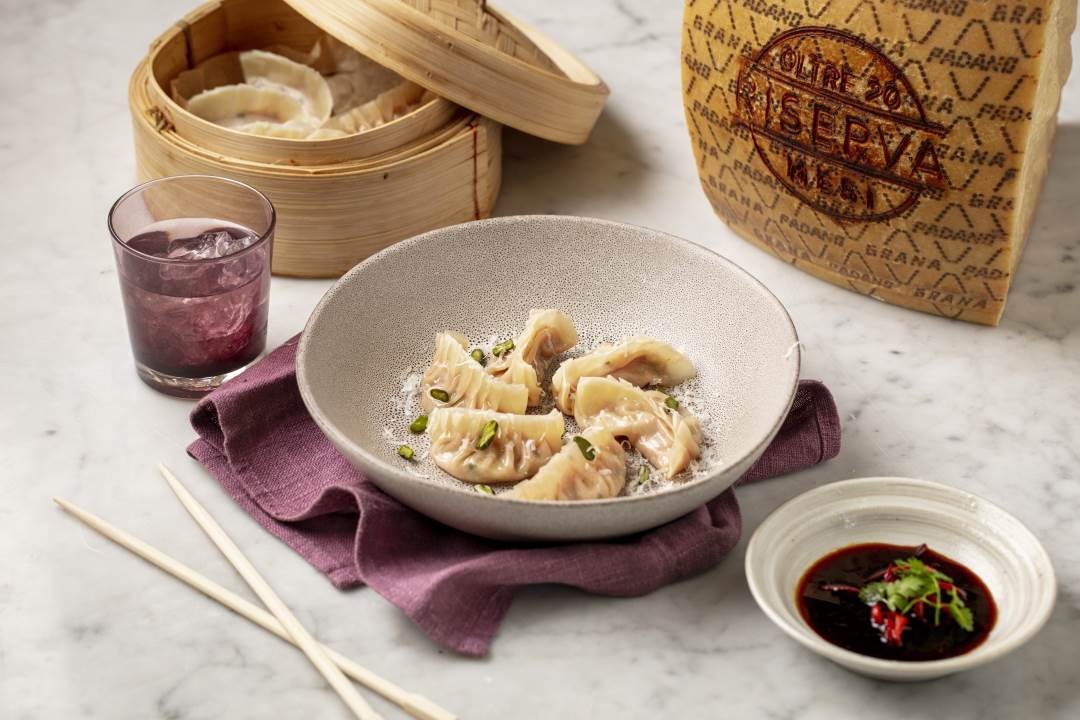 Dim sum con mortadela, pistacho y Grana Padano Riserva