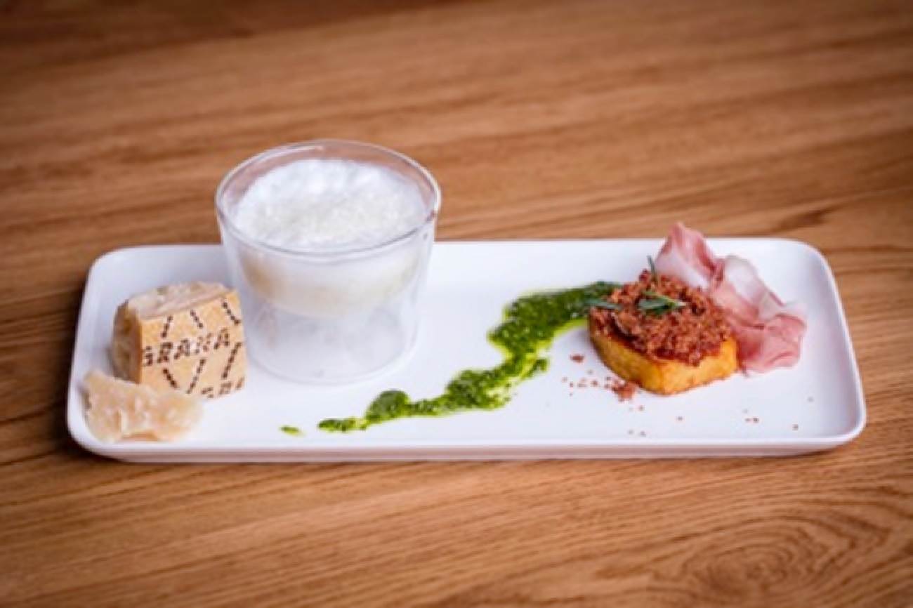 Grana Padano Shake with San Daniele, Potatoes and pesto 