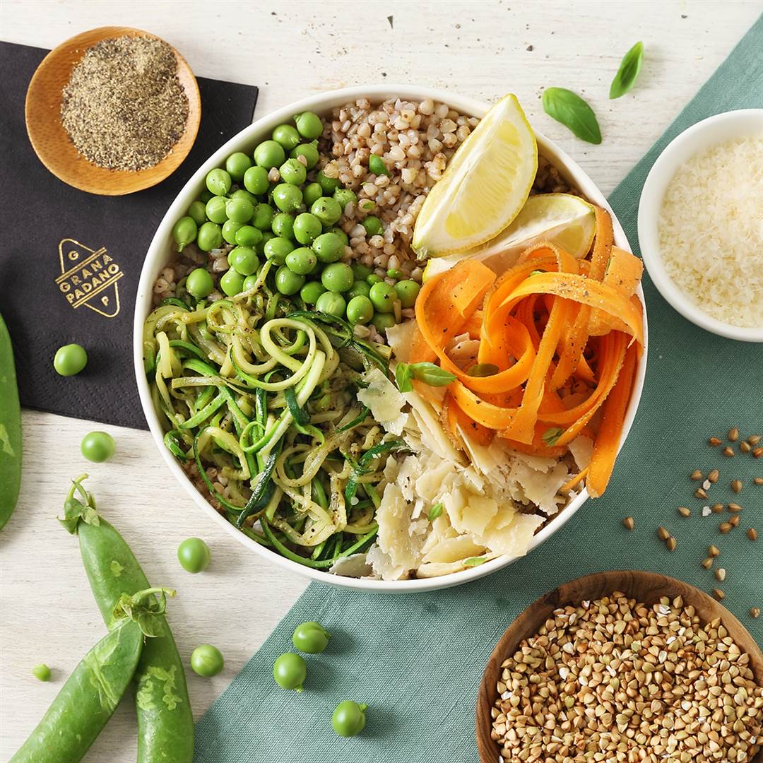 Buckwheat with courgettes, fava beans, carrots, basil and Grana Padano Riserva