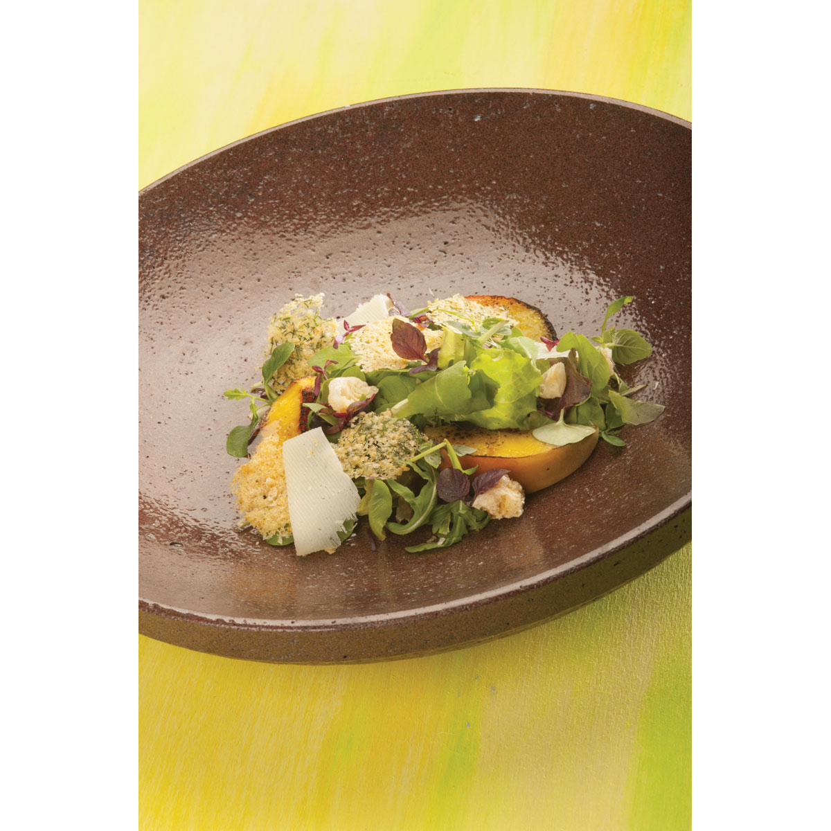 Insalata di spinaci, Grana Padano in varie consistenze e pesche caramellate