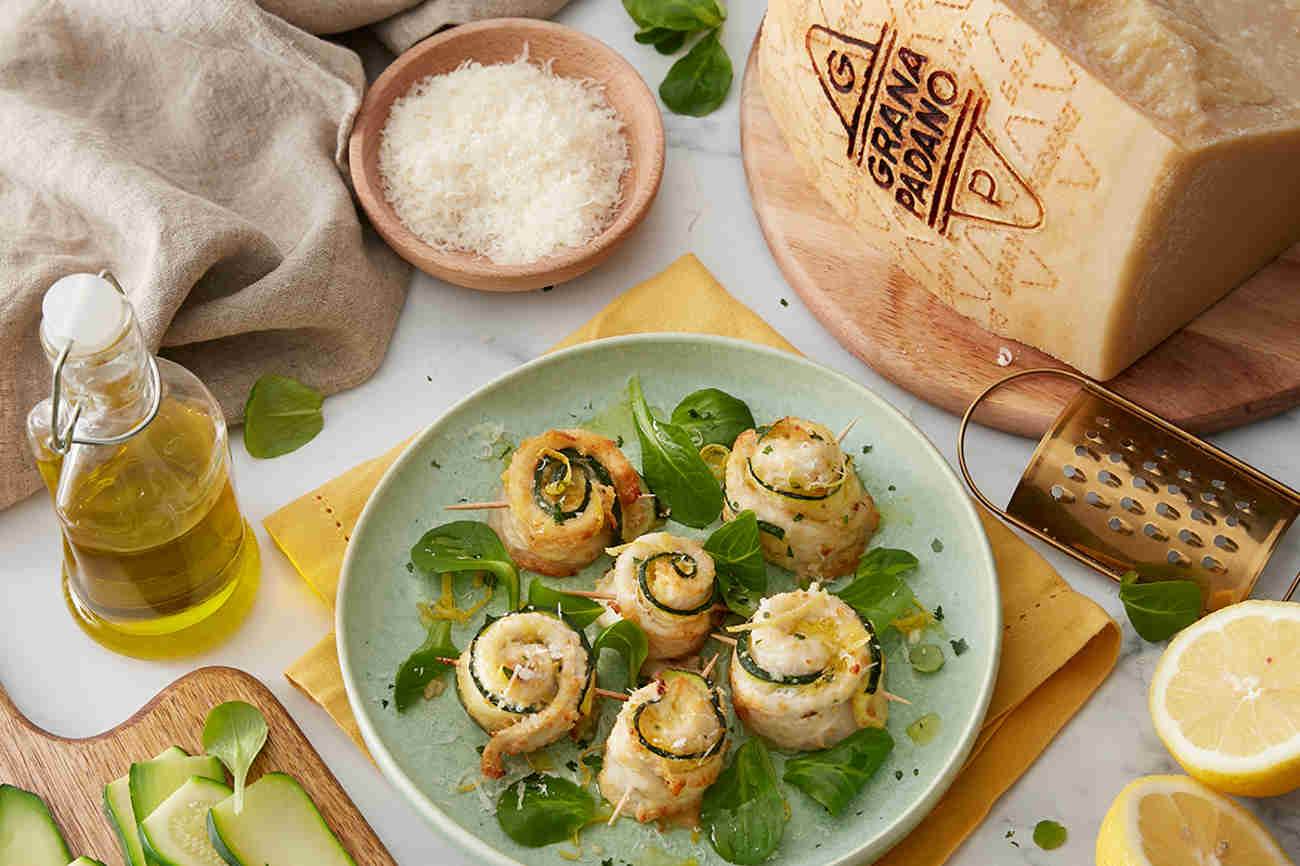Rollos de lenguado con calabacin, limón y Grana Padano
