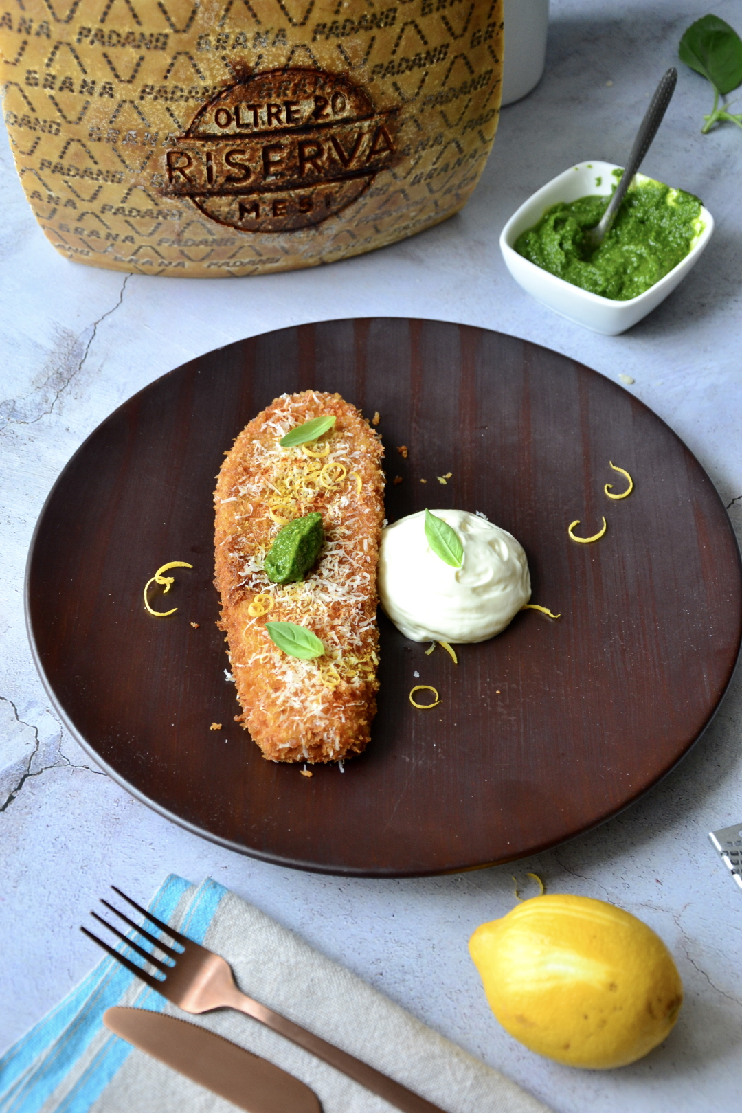 Aubergine Milanese with Grana Padano hot espuma