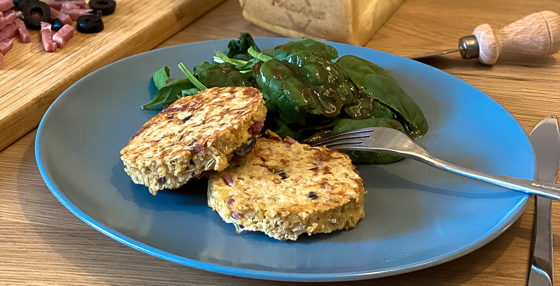 Galettes de flocons d’avoine, Grana Padano et bacon