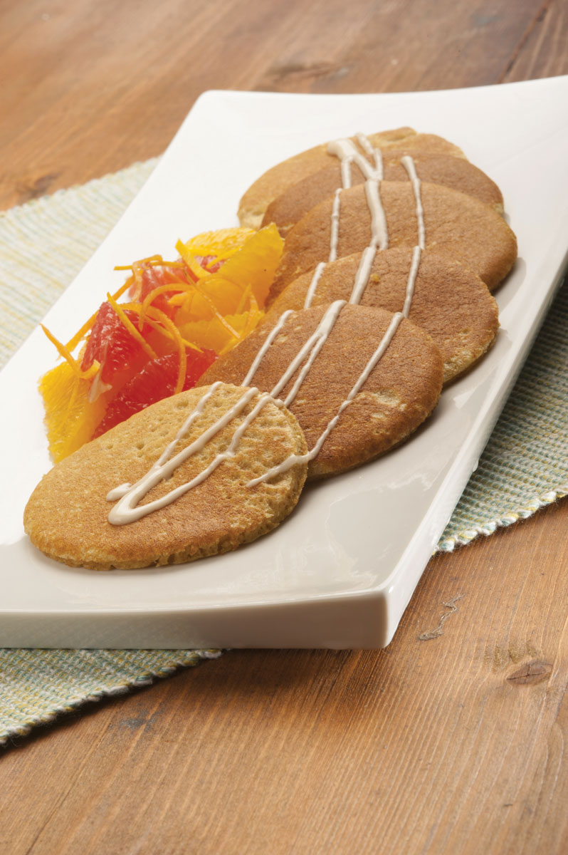 Pancake integrali al Grana Padano, agrumi e crema di banane