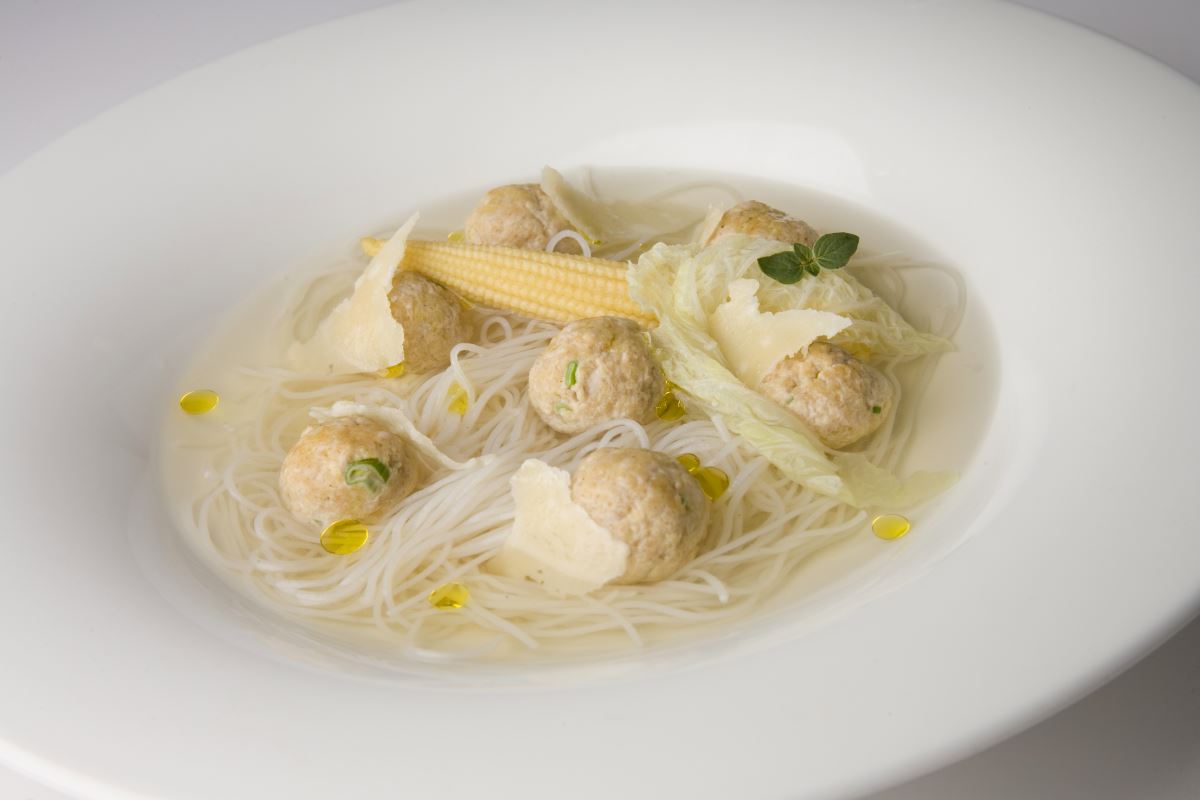 Pork-meat balls in a clear, Franciacorta-scented broth 