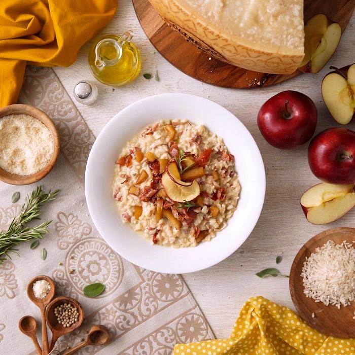 Risotto mit Äpfeln, Speck und Grana Padano „Riserva”