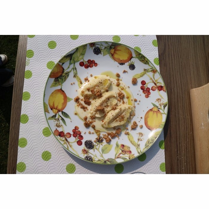 Gnocchi di polenta in crema e croccante di Grana Padano