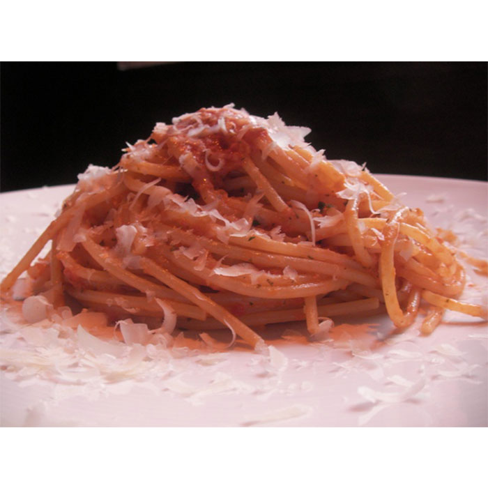 Spaghetti with Anna's pesto trapanese