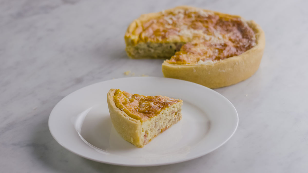 Grana Padano, red onion and pancetta quiche, Complete meals, recipes
