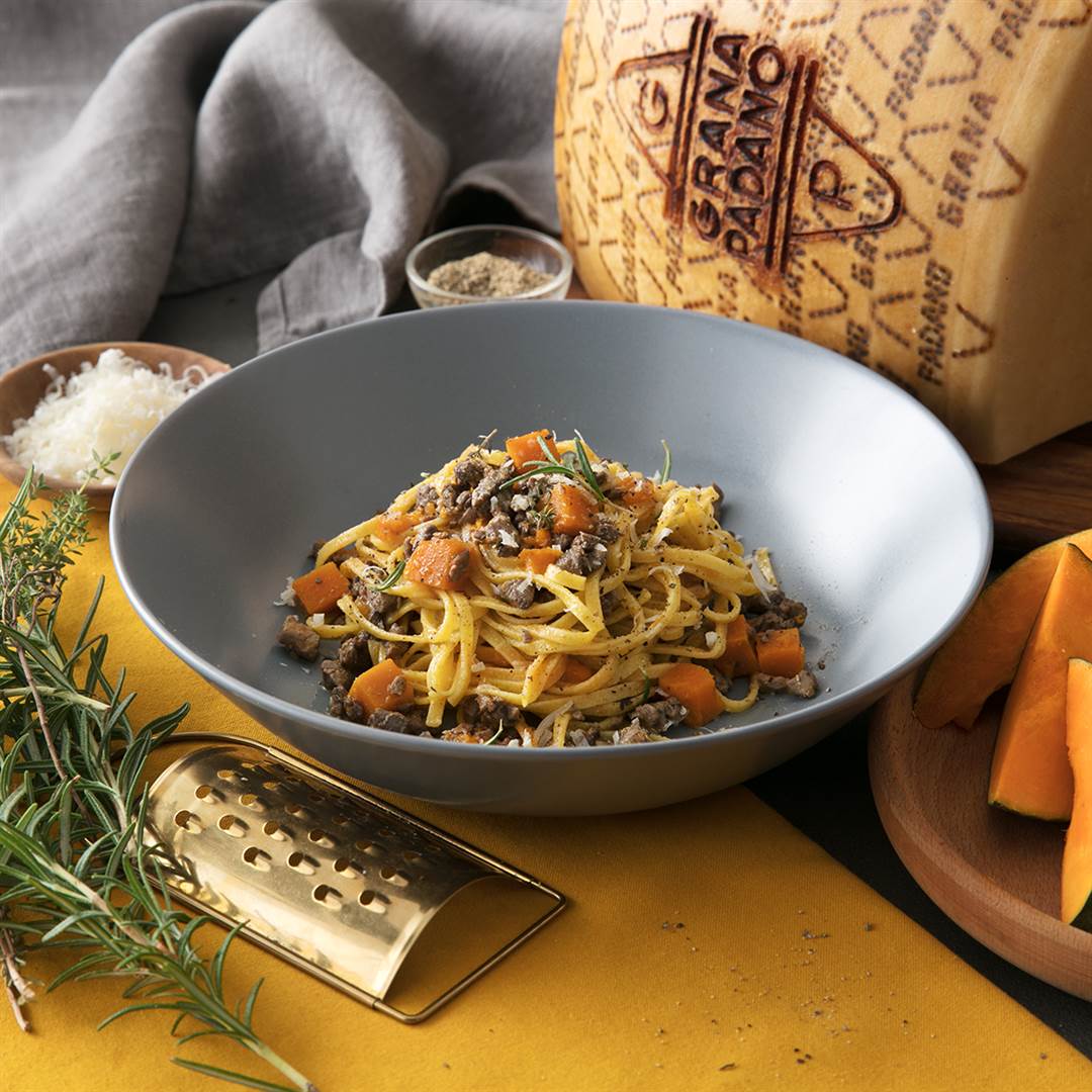Tajarin al sugo di fegatini e Grana Padano