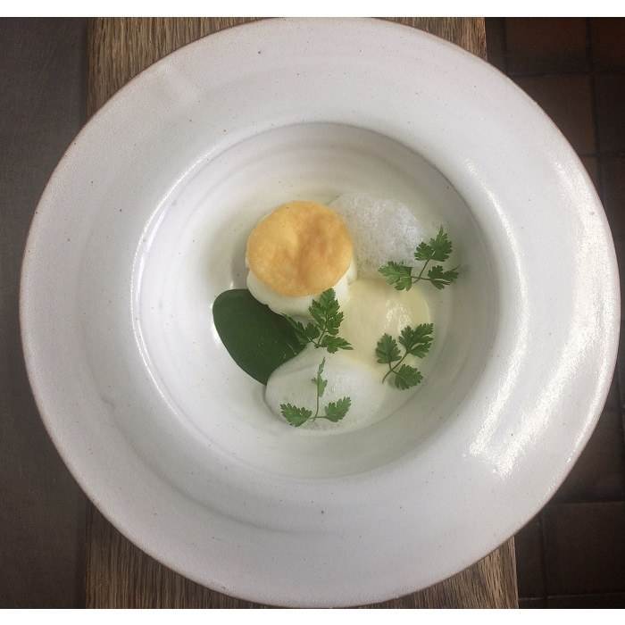 Uova d’anatra al tartufo d’Alba, spinaci, scaglie di Grana Padano