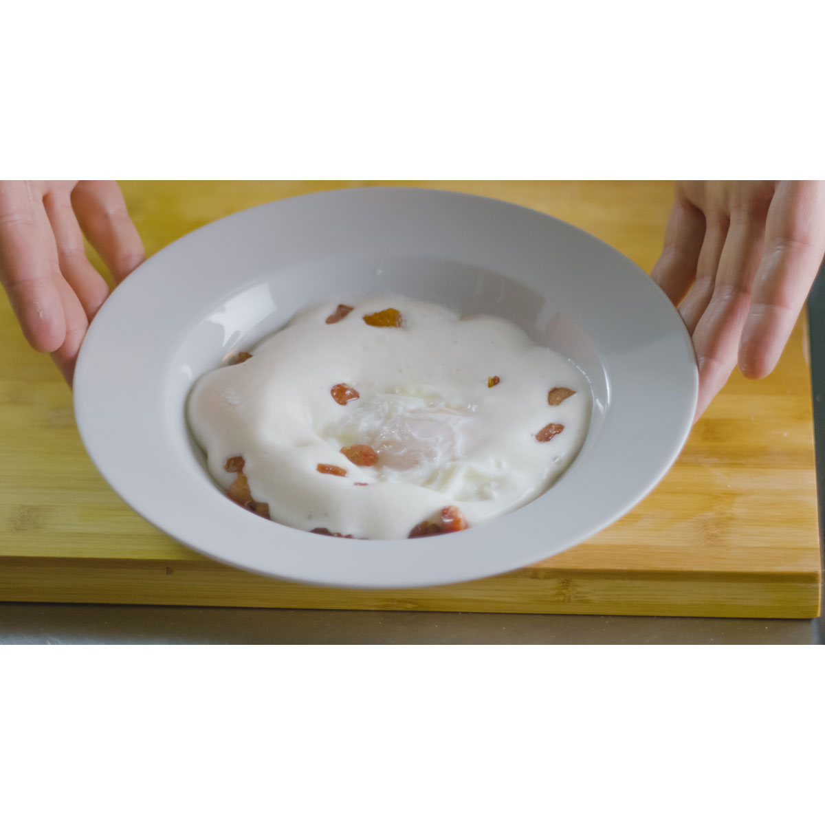 Poached eggs with Grana Padano mousse