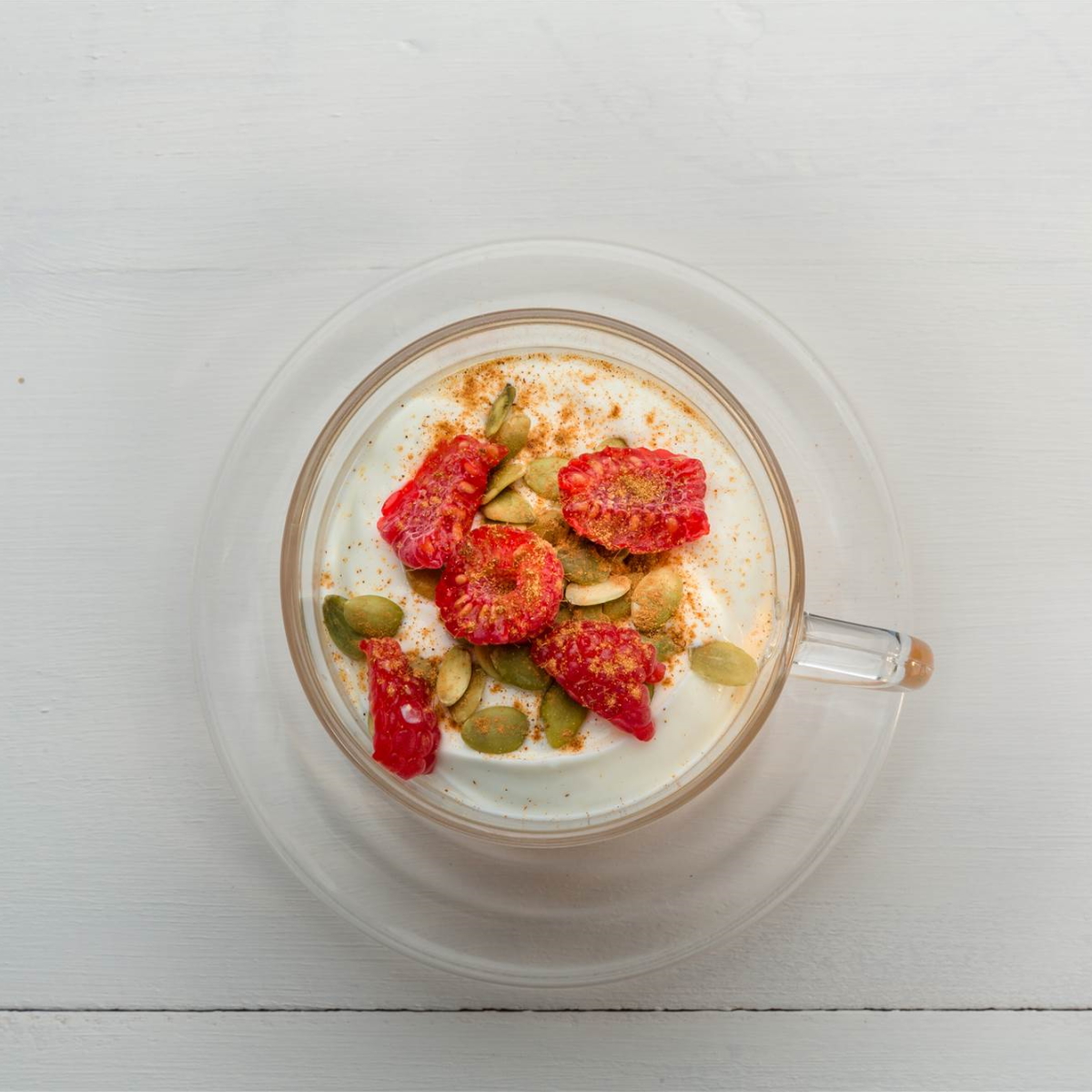Yogurt greco, crema di ricotta mantecata con albicocche e Grana Padano DOP