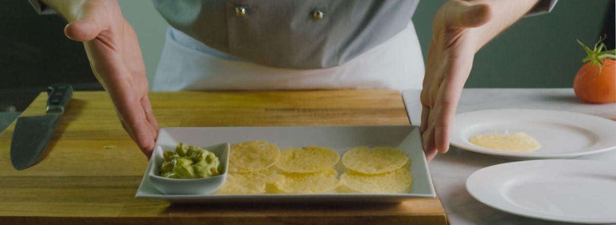 Gaufres de Grana Padano avec guacamole