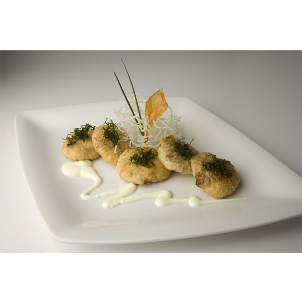 Frittelle di montone e Provolone con fonduta di Grana Padano