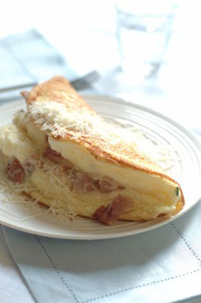 Grana Padano soufflé omelette
