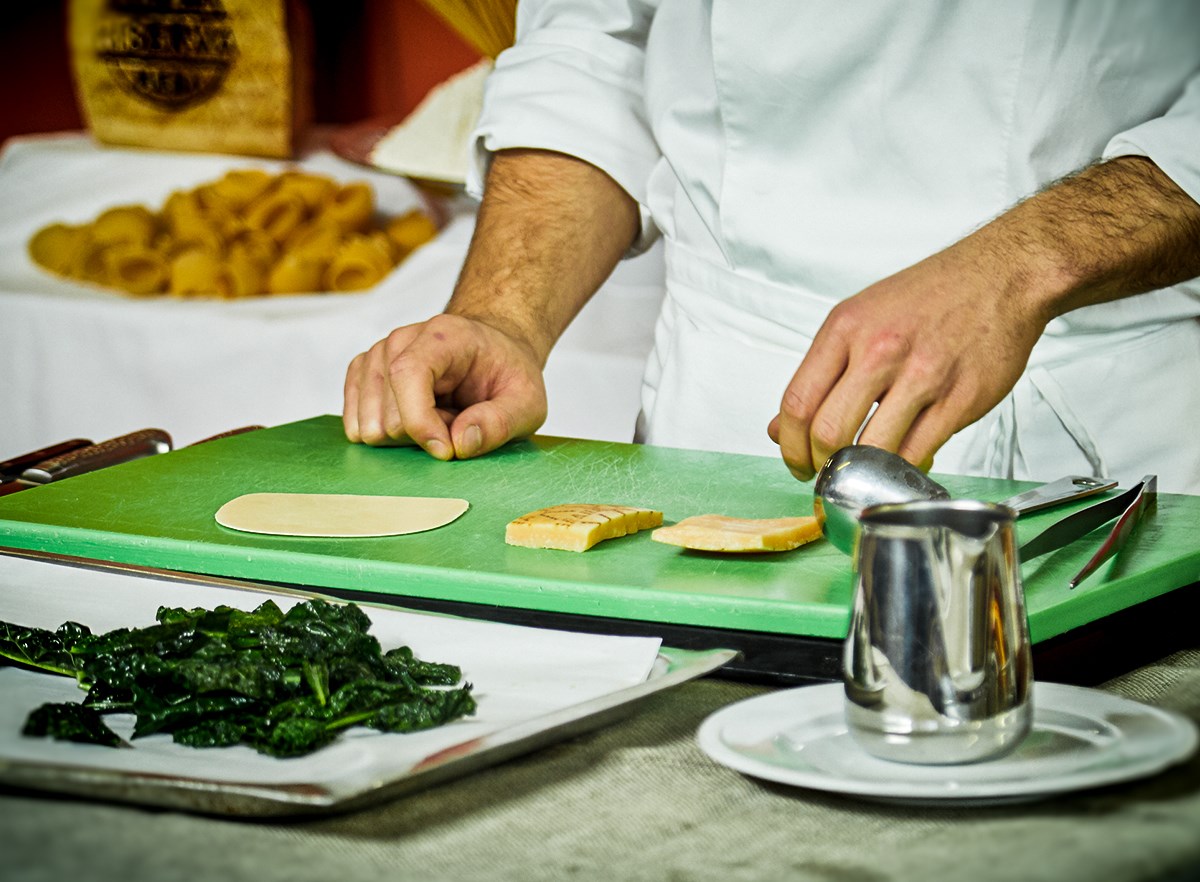 Si pu&#242; mangiare la crosta di Grana Padano?