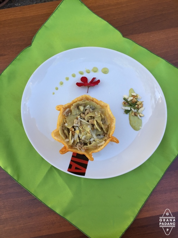 Pappardelle agli asparagi in cestino di Grana Padano