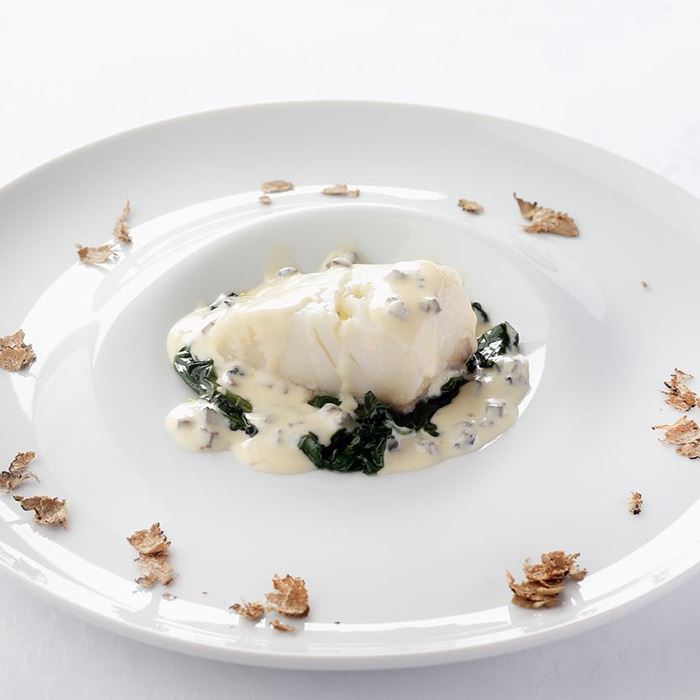 Cod fillet with Grana Padano 16 months, black truffle and spinach 