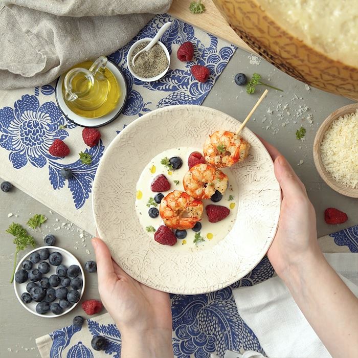 Gambas au Grana Padano Riserva et fruits rouges