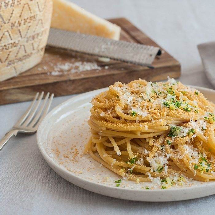 Spaghetti with Grana Padano, toasted breadcrumbs and gremolata