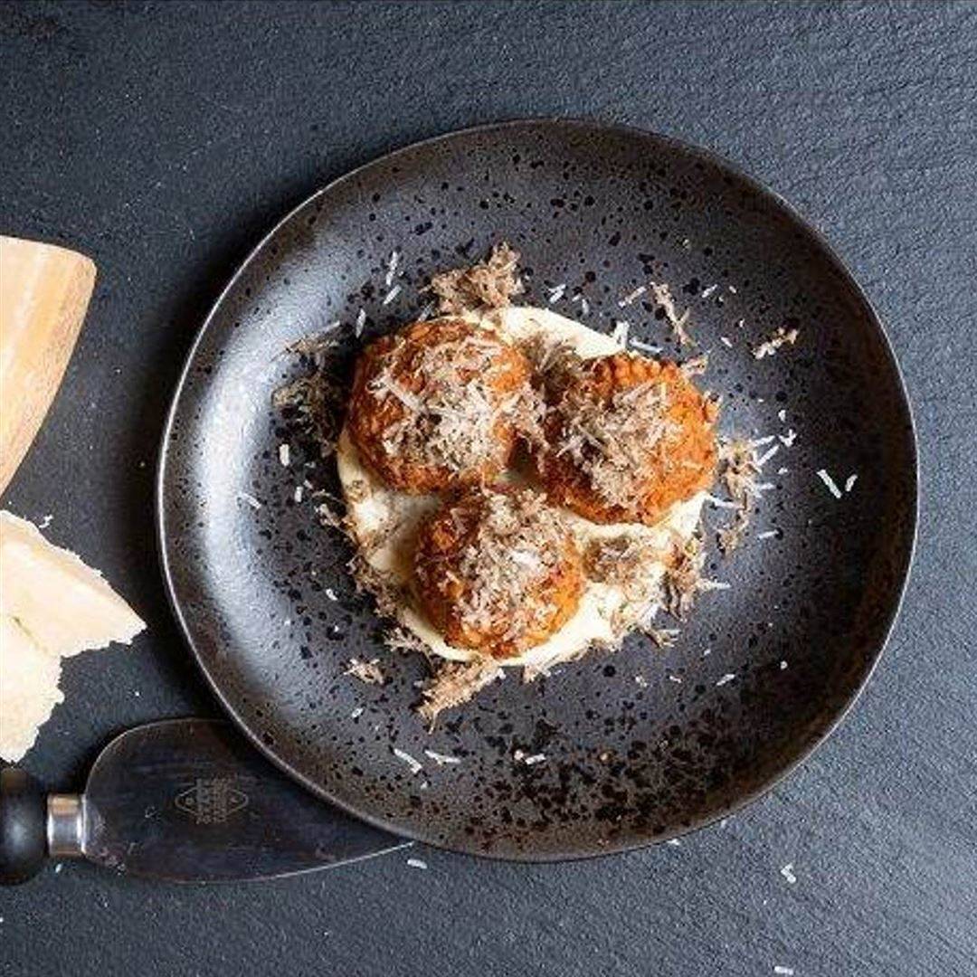 Grana Padano arancini with Summer truffle