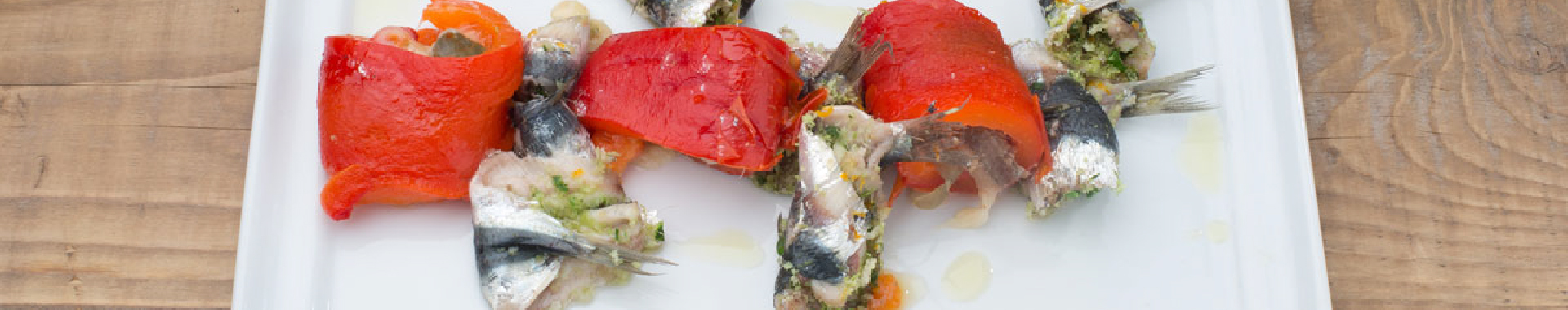 Involtini di sarde e peperoni al Grana Padano-m
