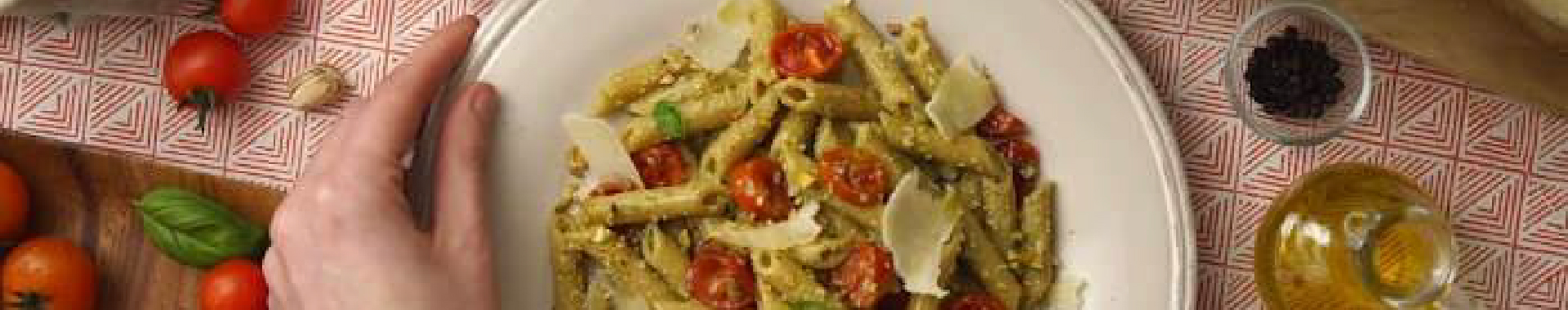 Pennette integrali al pesto di pistacchi con Grana Padano Riserva-h